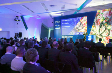 Epson welcomed the textile industry in Como