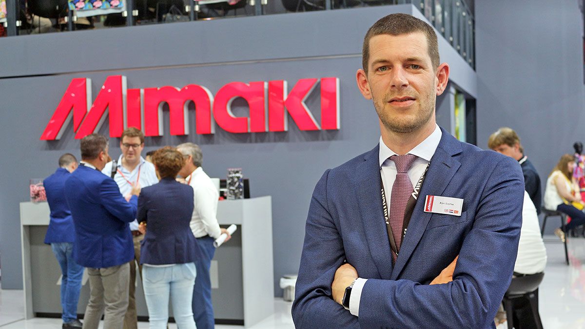 Mimaki Introduces Hybrid Solution in Textile Printing - Arjen Evertse