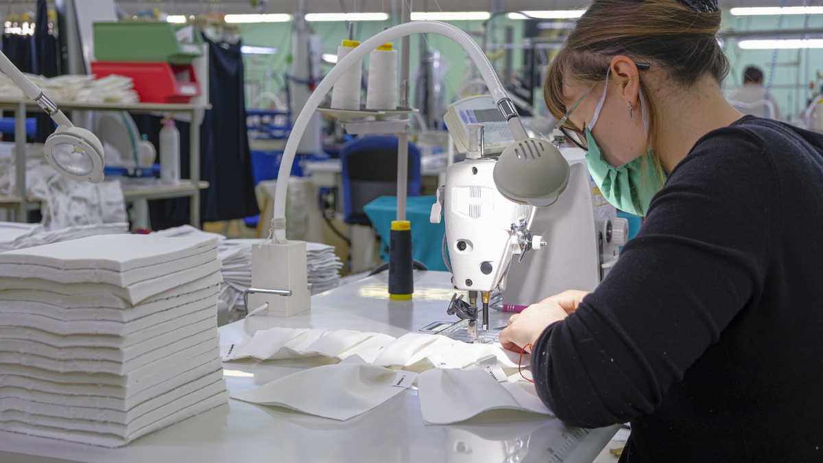 While the market balances deteriorate, the apparel and textile industry seeks its way
