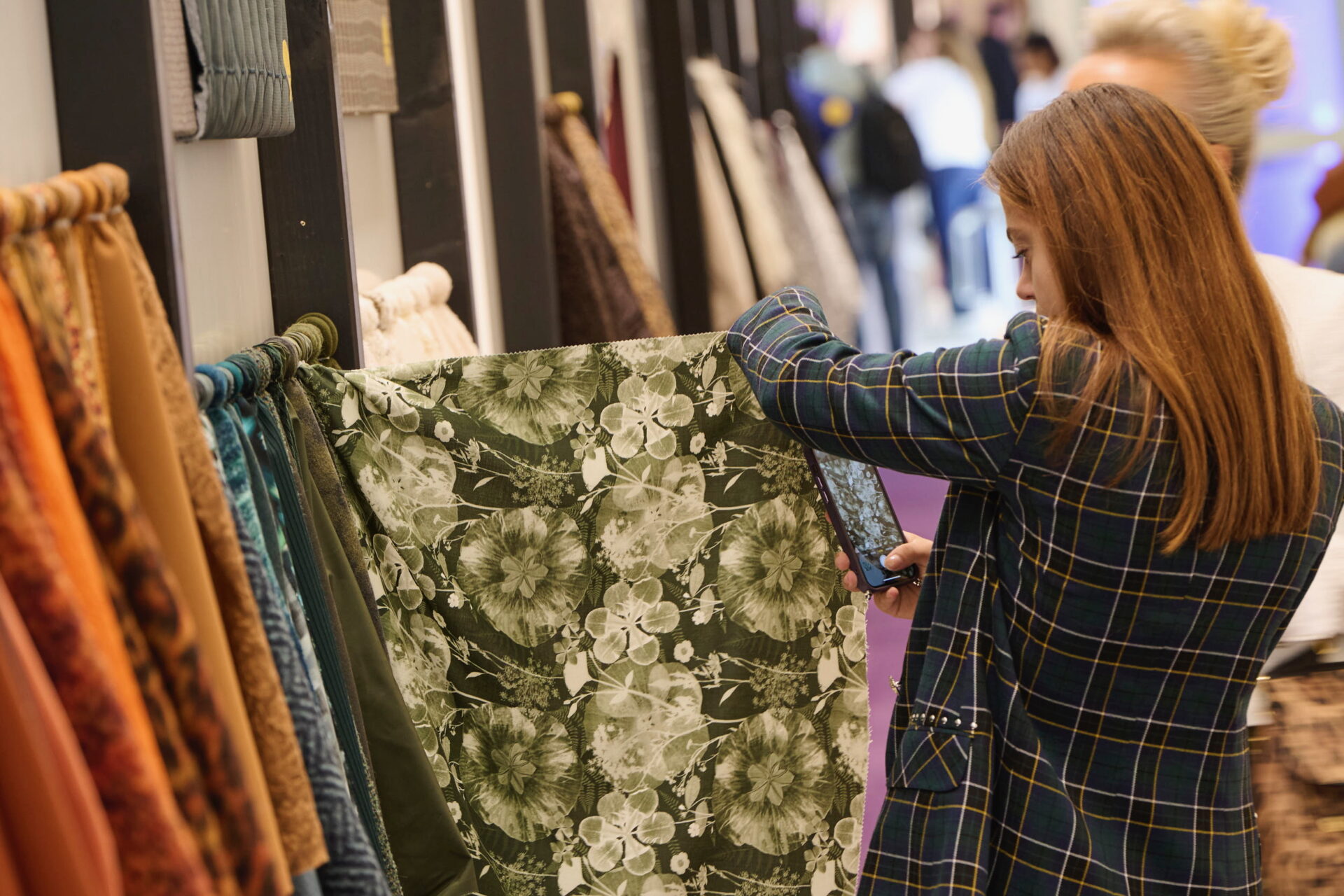 Bringing together international textile professionals, MUNICH FABRIC START aims to shed light on the industry’s future through topics ranging from sustainability to digital transformation Image Source: MUNICH FABRIC START