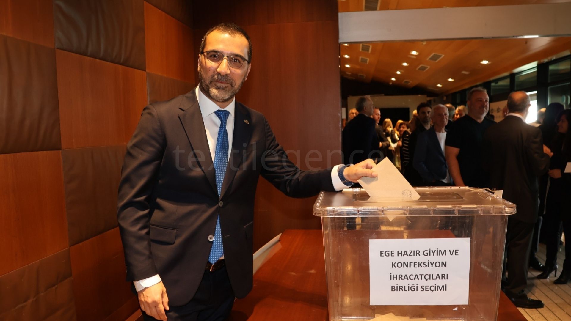 EHKİB Başkanı Çağlar Bağcı: Birlikte hareket ettiğimiz sürece aşamayacağımız hiçbir zorluk yok   Görsel Kaynak: EİB